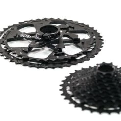 E-thirteen E*thirteen TRS Plus Cassette 12-speed For SRAM XD Freehub Bodies - 9-46 Teeth - Black -Fiets Verkoop 309432 01 d 636449