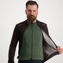 BBB Cycling Stormshield 3.0 Regenjas BBW-482 - Zwart -Fiets Verkoop bbb cycling rain jacket stormshield 3 bbw 482 c 1522460