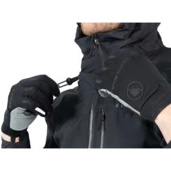 Endura SingleTrack Waterdichte Overall - Zwart -Fiets Verkoop endura singletrack one piece waterproof rain suit blueberry 1 1507581