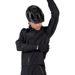 Endura SingleTrack Waterdichte Overall - Zwart -Fiets Verkoop endura singletrack one piece waterproof rain suit blueberry 2 1507582