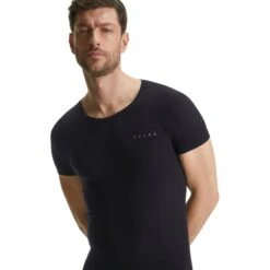 Falke Ultralight Cool Shirt Met Korte Mouwen - Zwart 3000 -Fiets Verkoop falke ultralight cool short sleeve shirt black 3000 5 1449742