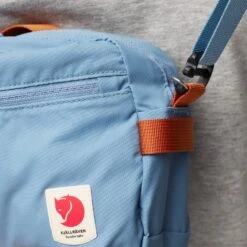FJÄLLRÄVEN Fjällräven High Coast Crossbody Tas - 3L - Peach Sand -Fiets Verkoop fjaellraeven high coast crossbody bag dawn blue 4 1505790