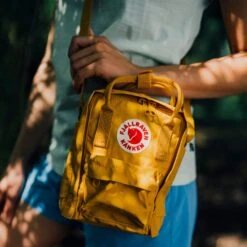 FJÄLLRÄVEN Fjällräven Kånken Sling Schoudertas 2.5L - Light Oak -Fiets Verkoop fjaellraeven kanken sling tasche sky blue 7 1131170