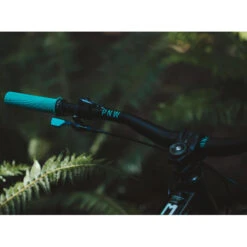 PNW Components Range Gen 3 Handlebar - 35.0 | MTB | 800mm - Really Red -Fiets Verkoop pnw components gen 3 range handlebar seafoam teal mounted 1241078