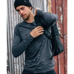 POC Light Merino Jersey - Turmaline Navy 8 POC Light Merino Jersey - Turmaline Navy -Fiets Verkoop poc 61610 men light merino jersey 03 911302